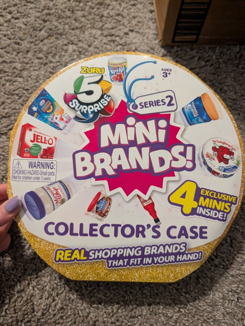 5 Surprise Series 2 Mini Brands Collector's Case - White & Gold